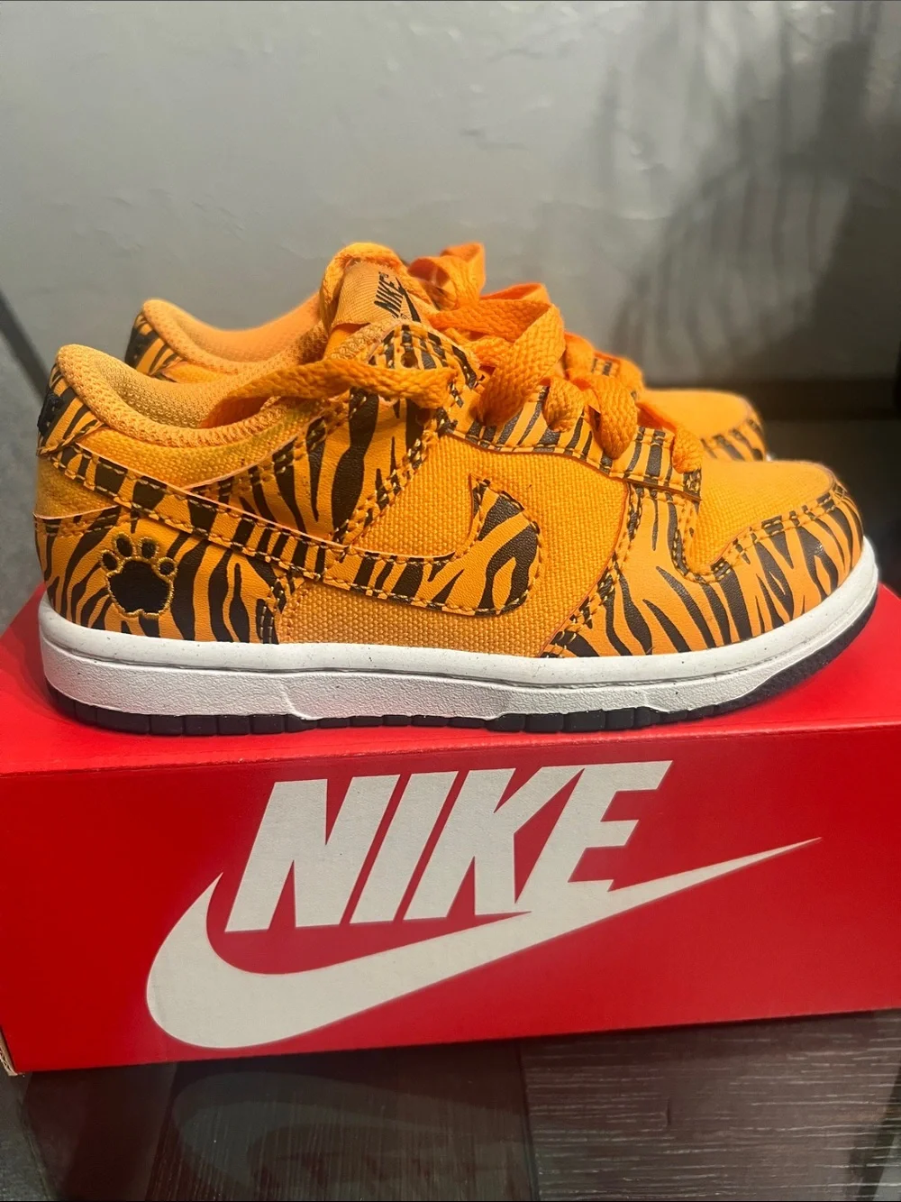 Nike Kids' Orange and Black Tiger-Print Low Top Sneakers